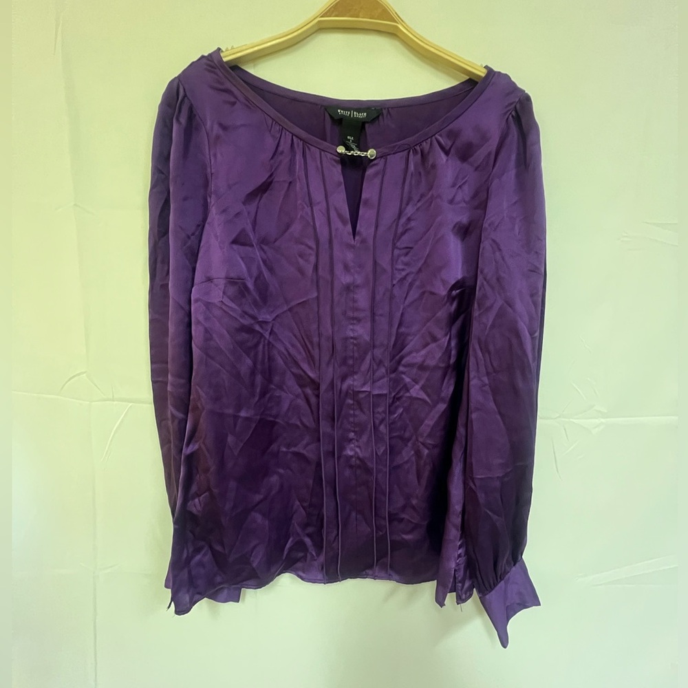 Like new White House black market silk blouse size:8